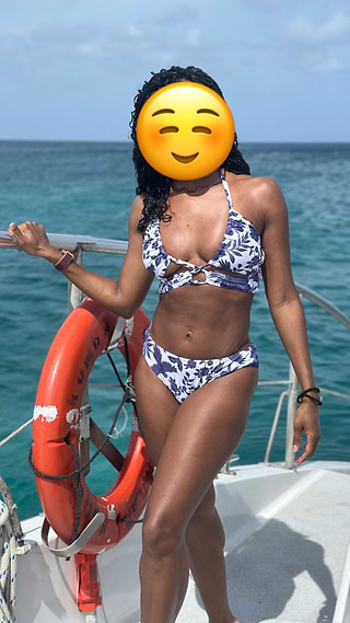 CUPSHE カップシー Blooms Convertible Bikini & Bottoms Set CUPSHE カップシー Blooms Convertible Bikini & Bottoms Set