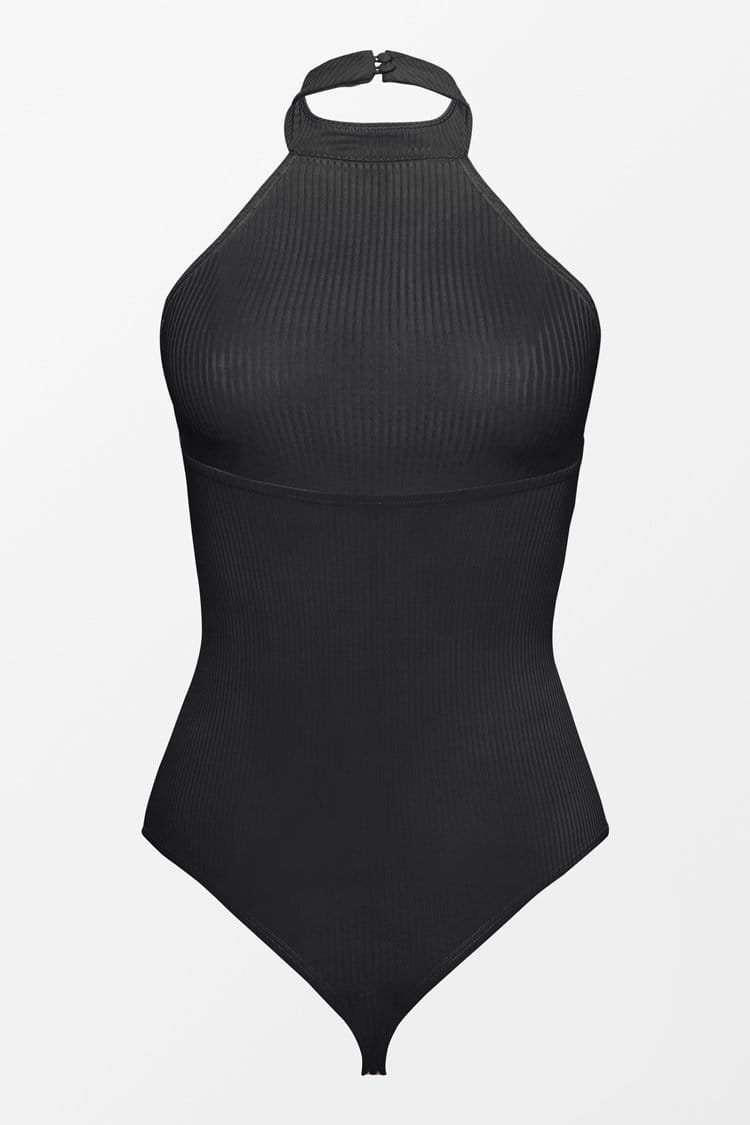 Schwarzer gerippter Neckholder-Bodysuit