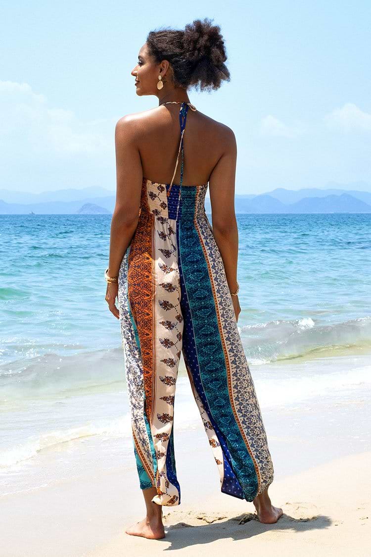 Jumpsuit mit Neckholder und Boho-Print
