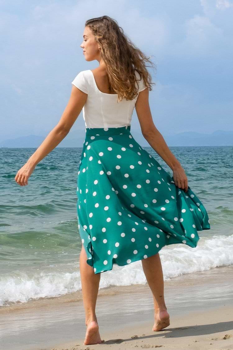 Kontrastfarbenes Polka Dot Kleid