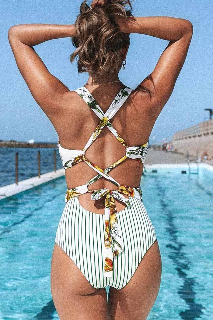 Maillot de bain une pièce à fleurs et rayures blanc
