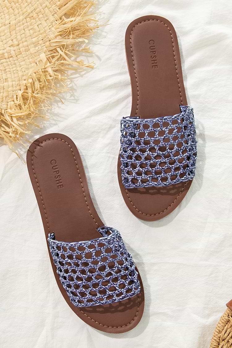 Sandalen mit breitem und hohlem Riemen