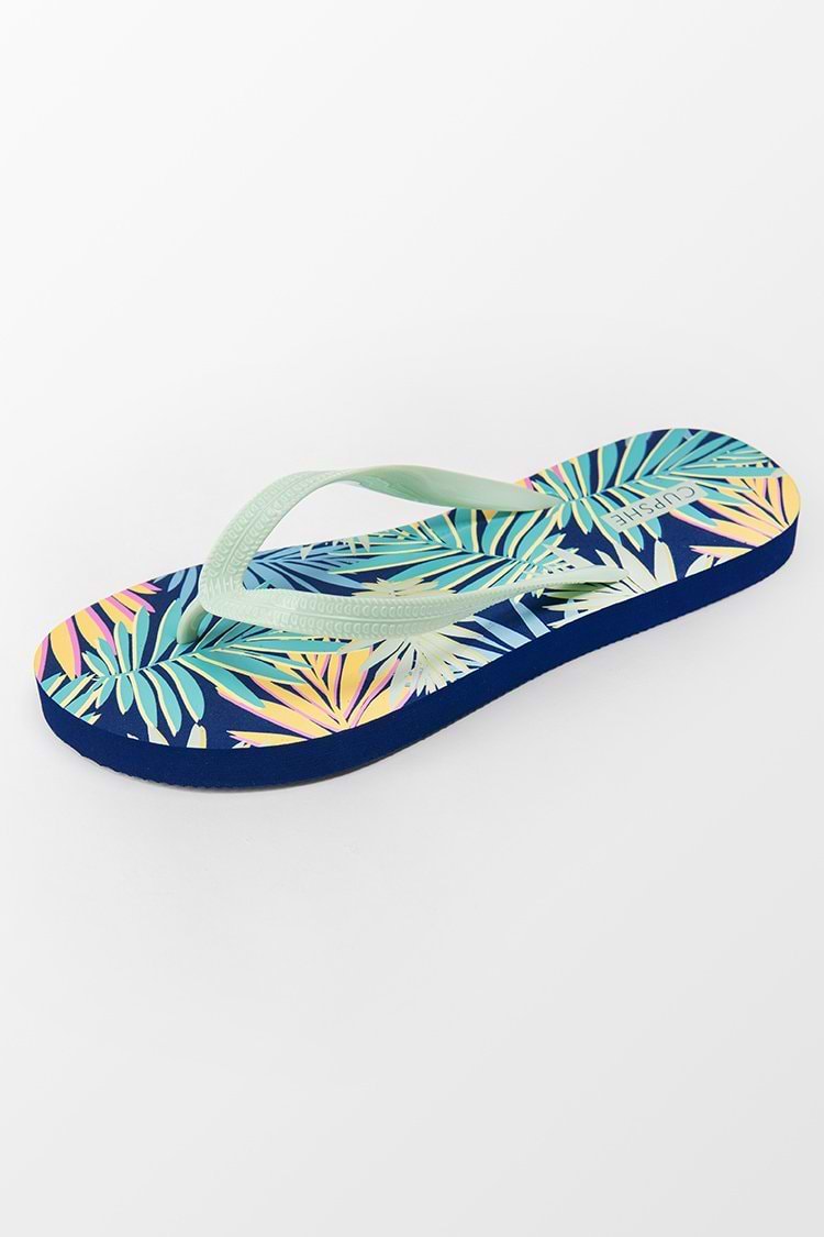 Tropische grüne Zehentrenner-Sandalen