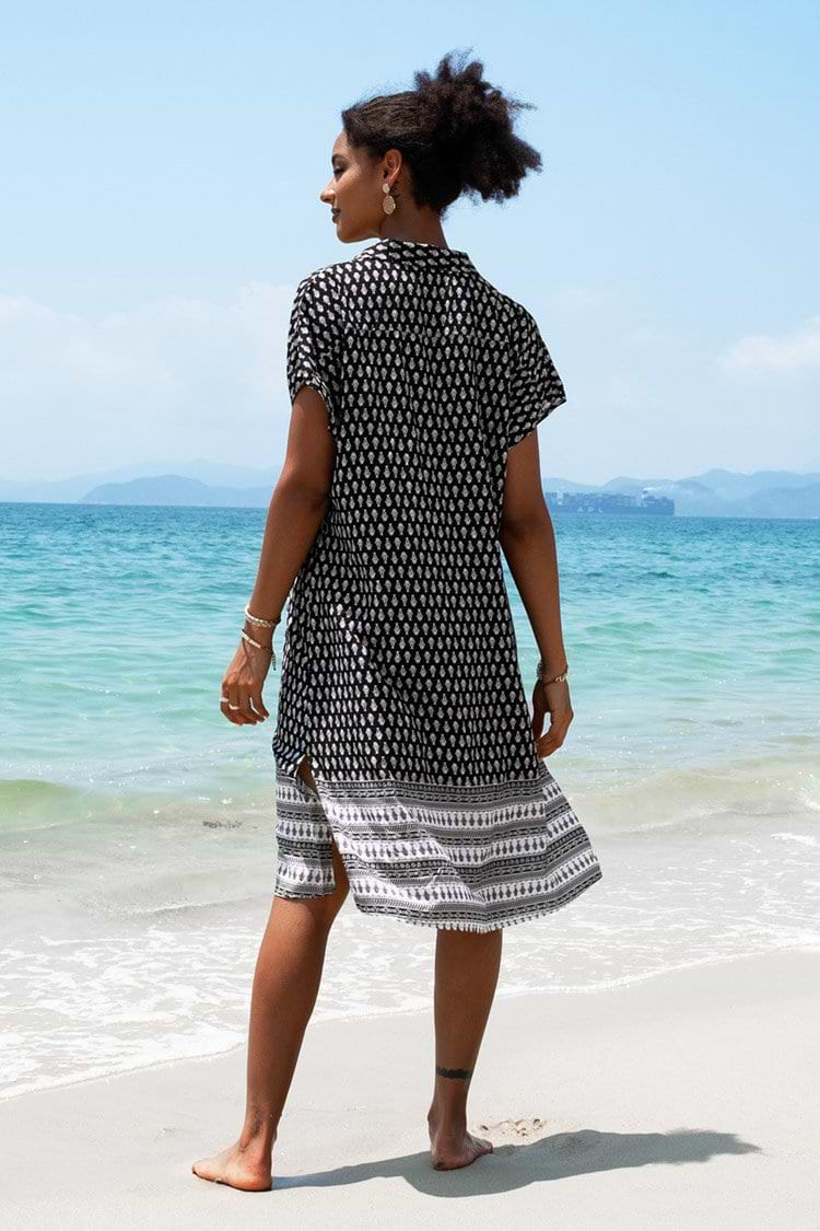 Geknöpftes Kleid mit Boho-Print