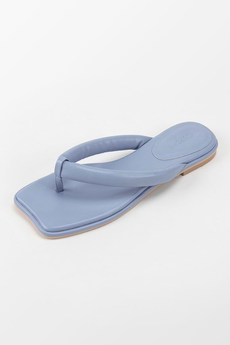 Blaue Zehentrenner-Sandalen