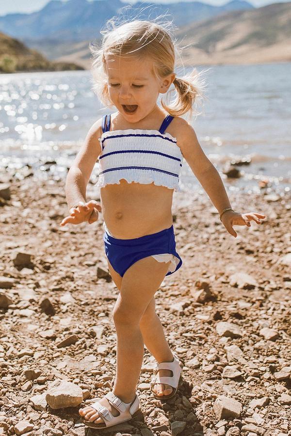 Dunkelblauer und weißer Smocked Bikini für Mädchen und Kleinkinder