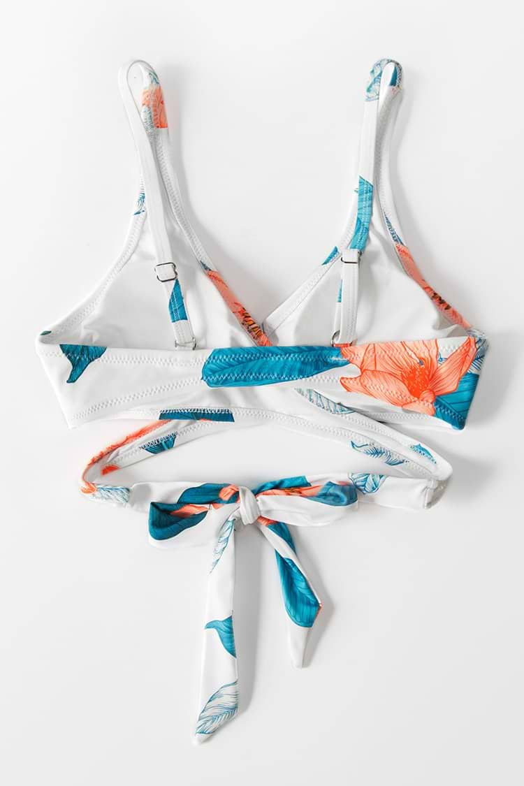 Wickeln-Bikinioberteil mit Blumen- und Blattmuster