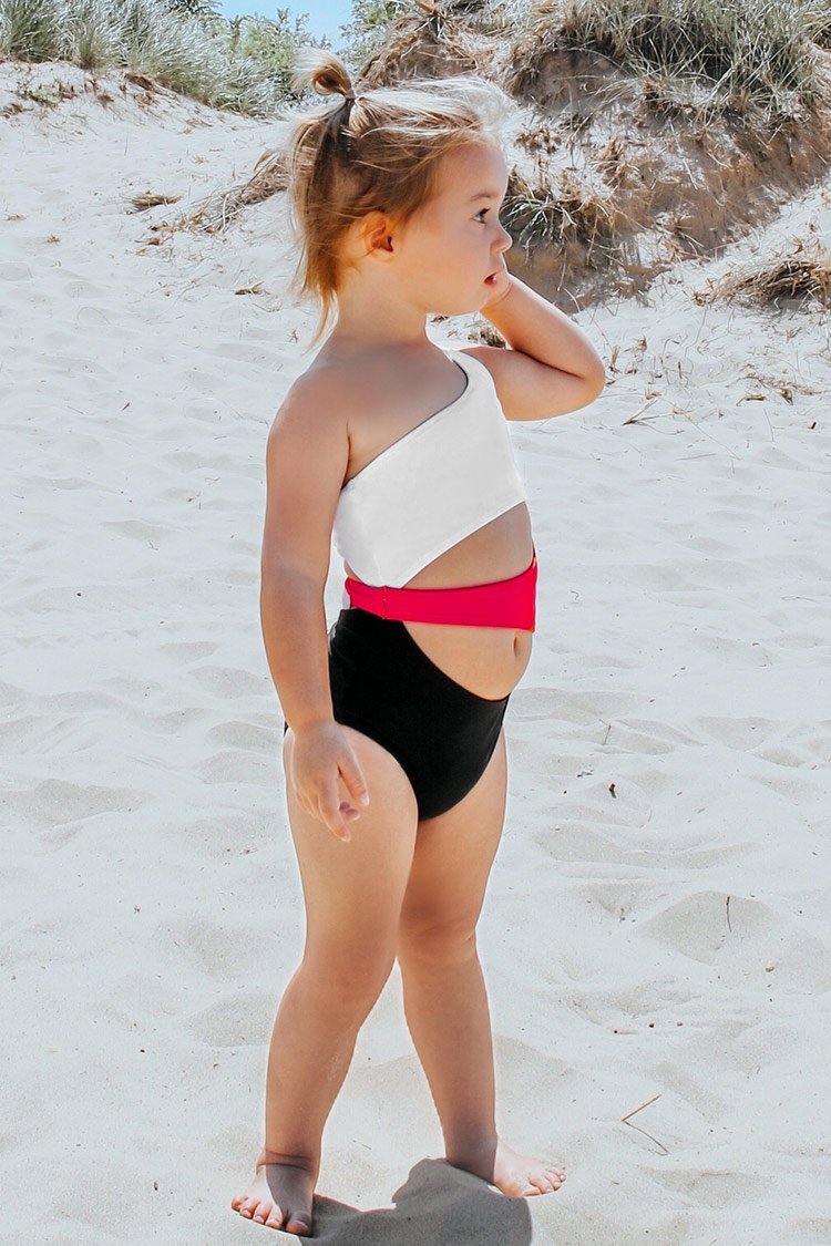 Maillot de bain une pièce découpé à une épaule pour enfants