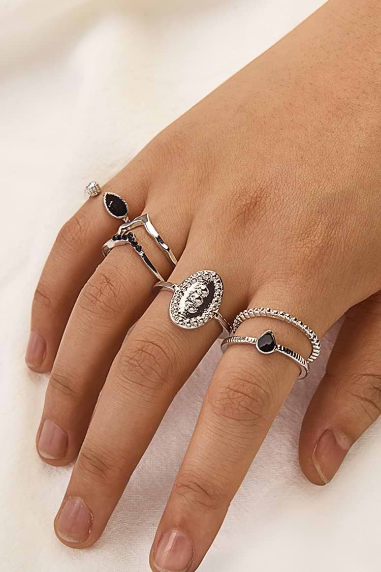 Black Gem Silver Ring Set
