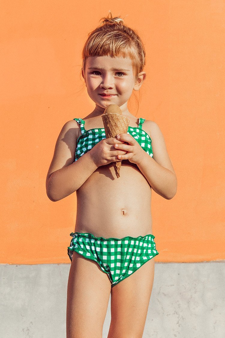 Grüner und weißer Gingham Mädchen Bikini