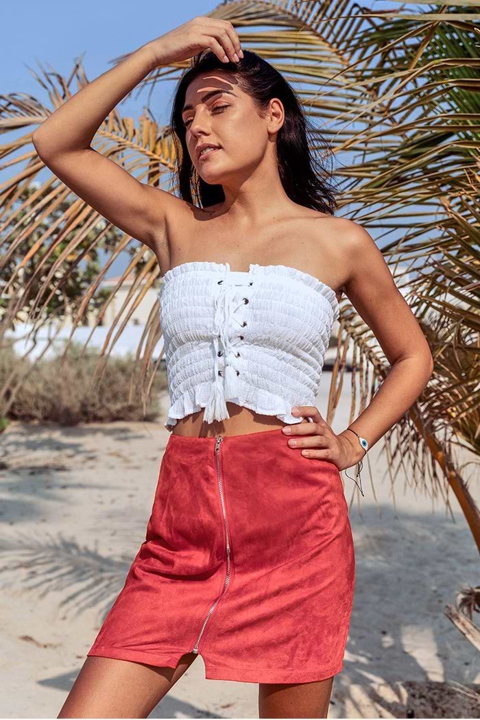 Mini-jupe zippée rouge