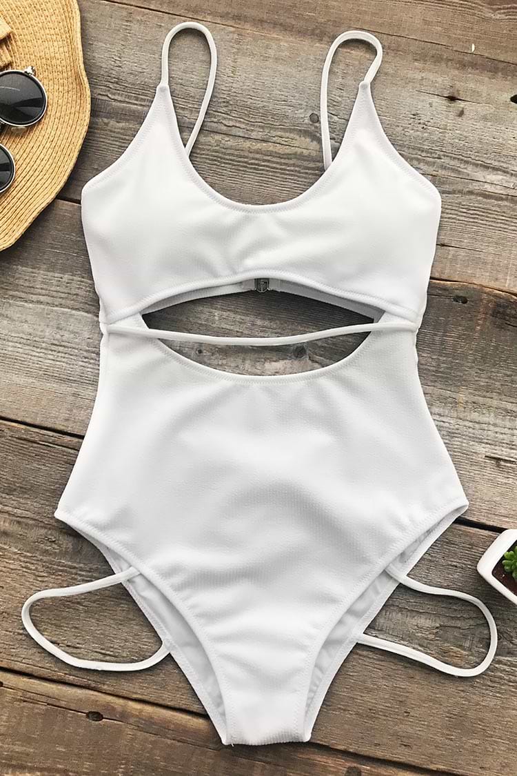 Innocent Eyes Solid One-piece Swimsuit