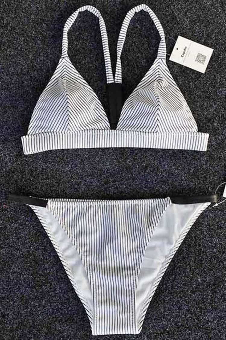 送関込【CUPSHE】 キャンディ アップル ストライプ ビキニセット Candy Sweetheart Striped Bikini Set