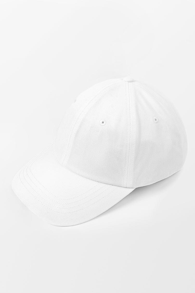 Casquette de baseball blanche minimaliste