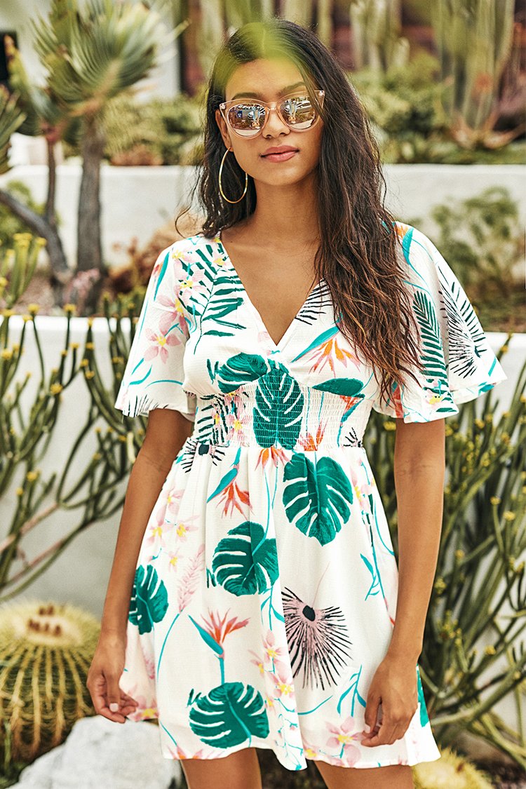 Paradiesvögel gesmockt Taille Kleid