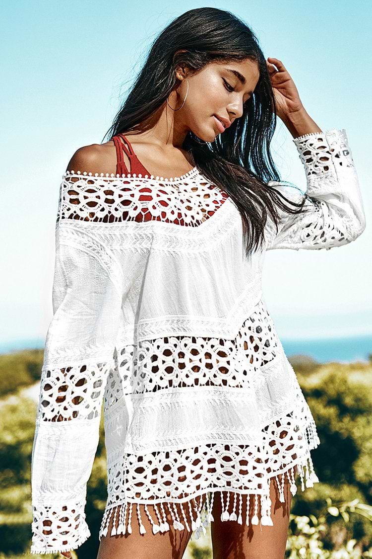 Weiße Quaste Trim aushöhlen Cover Up