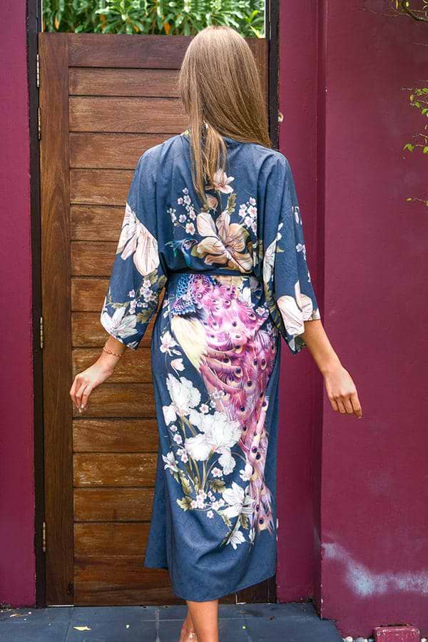 Langer Kimono mit Pfauenblumenmuster