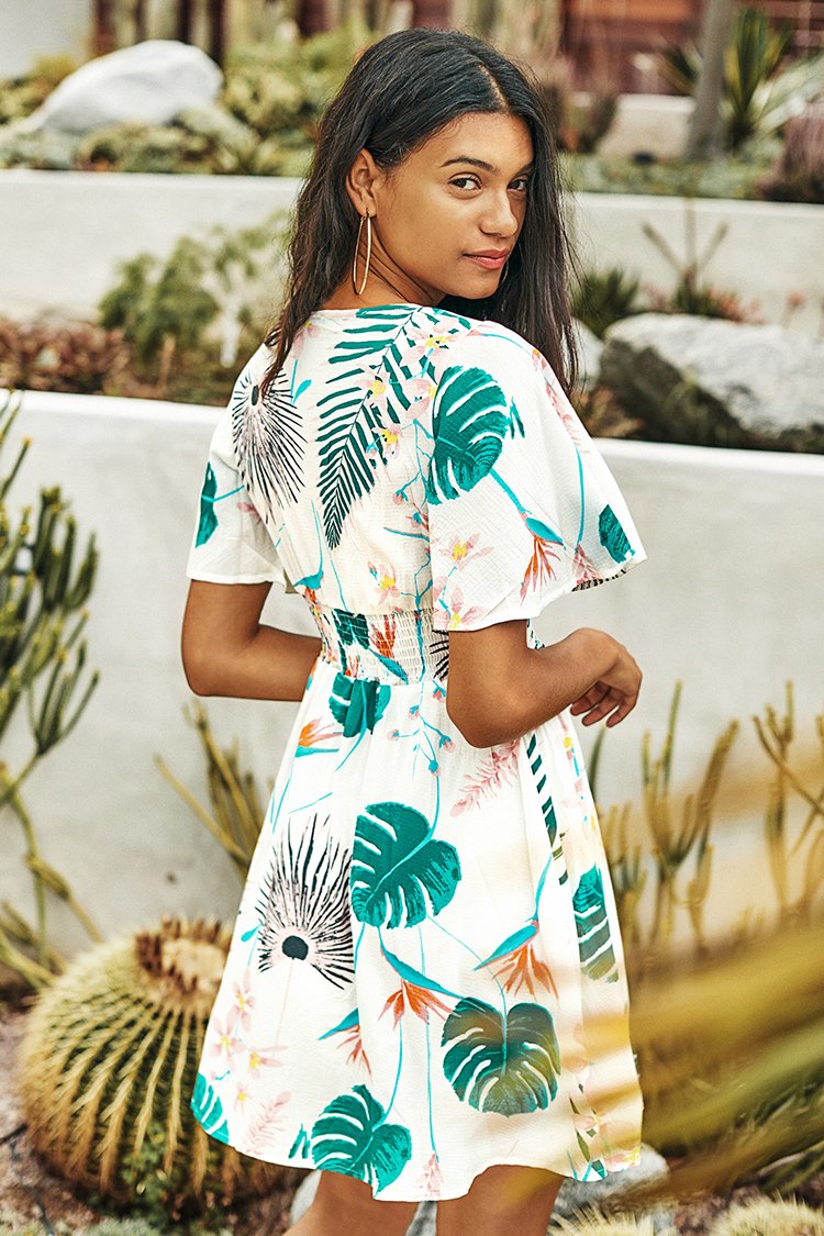 Paradiesvögel gesmockt Taille Kleid