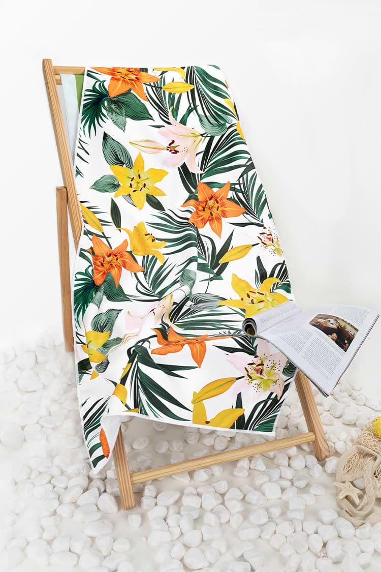 Manta de Playa Guanacaste Floral