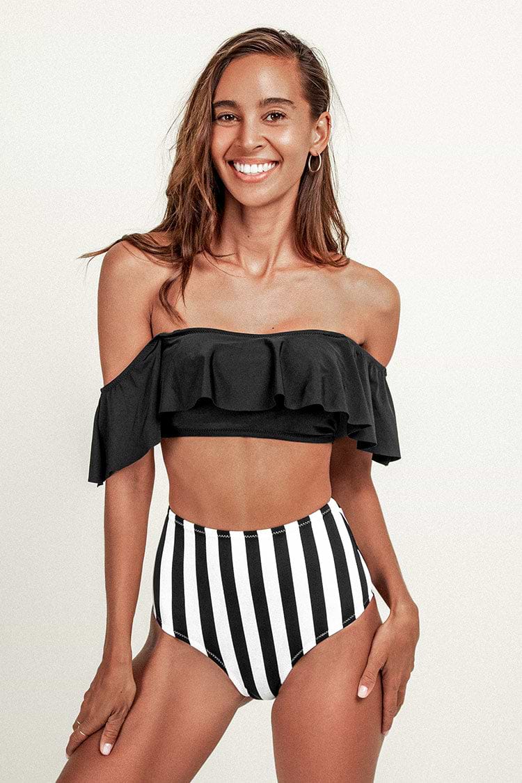 Schulterfreies Bikini-Set in Schwarz