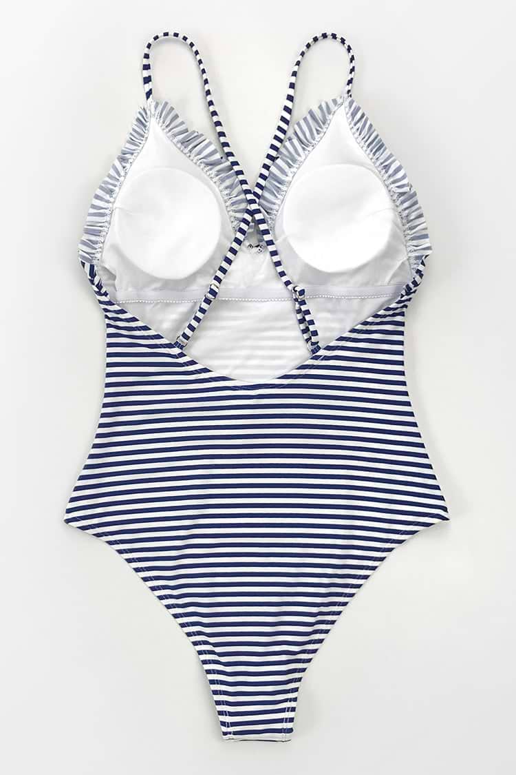 Gestreifter Badeanzug mit Rüschen