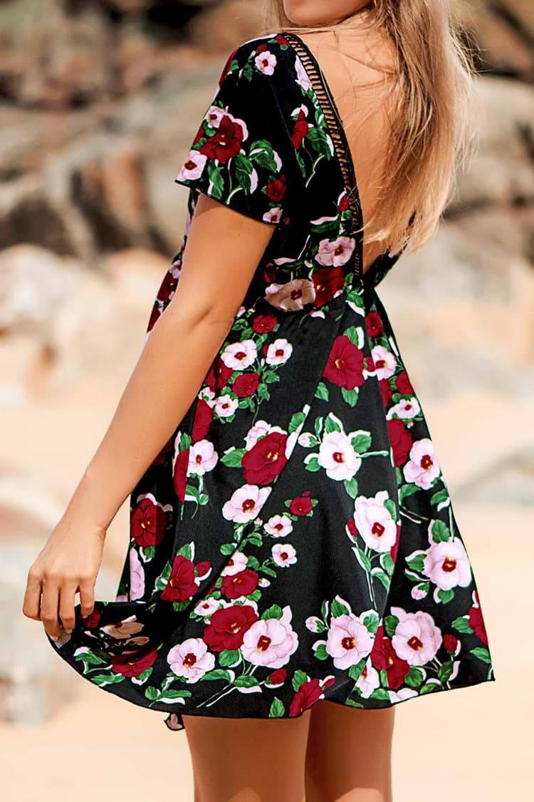 Robe midi noire à imprimé floral