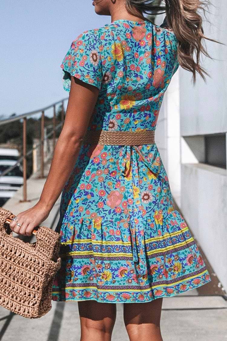 Robe à col en V imprimée à fleurs bleues