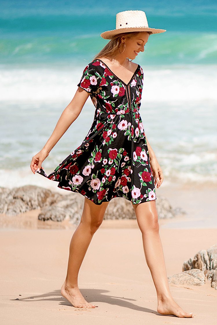 Robe midi noire à imprimé floral