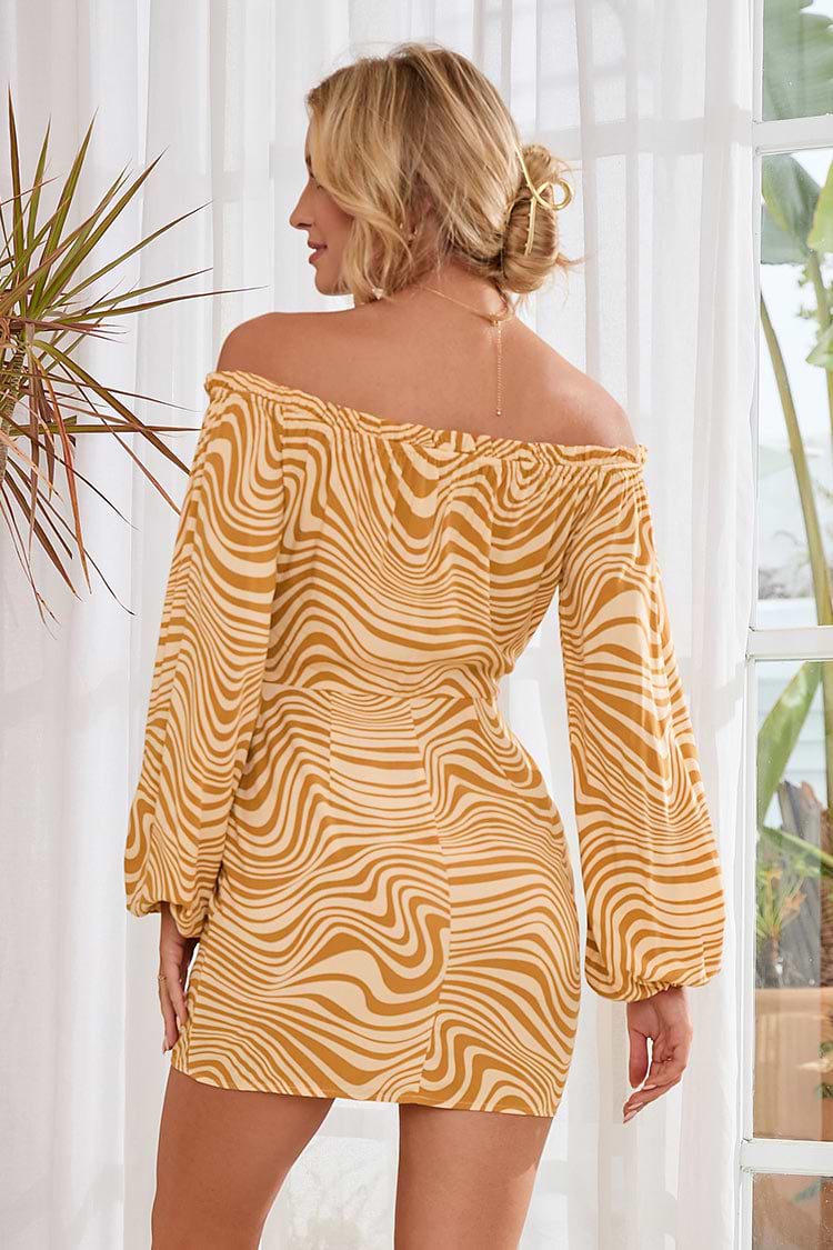 Robe cintrée à manches bouffantes et épaules dénudées