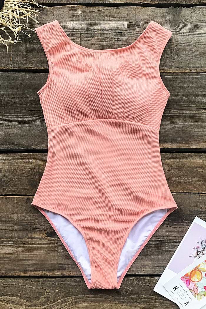Maillot de bain une pièce en coquillage rose