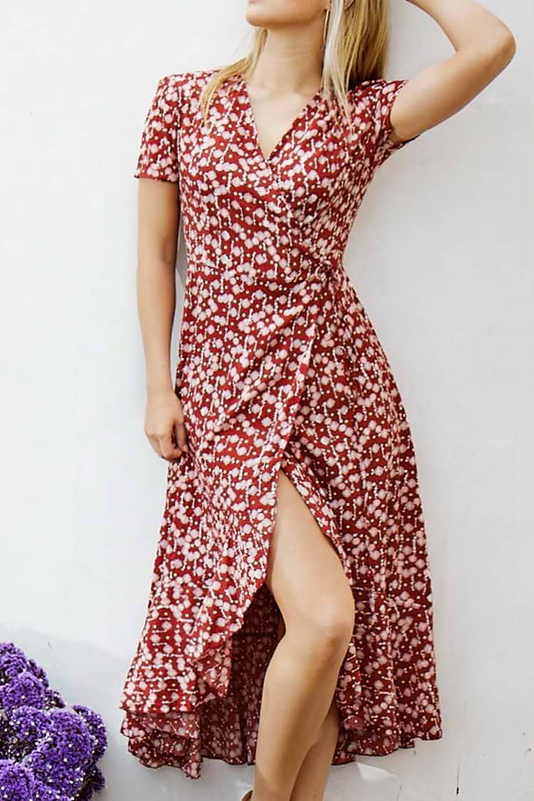 Robe boutonnée à volants rouge bohème