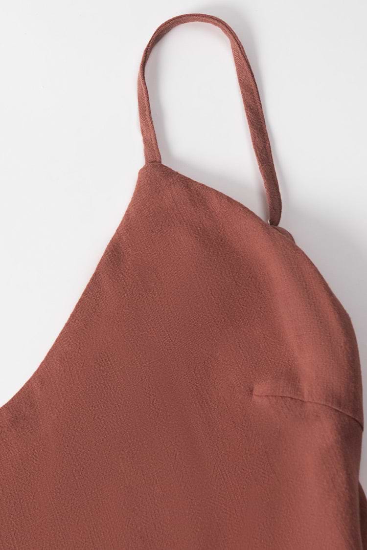 Robe trapèze découpée avec nœud papillon
