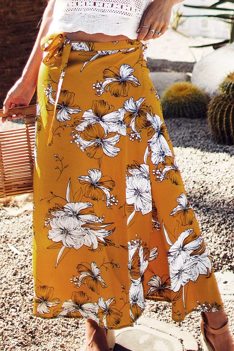 Robe longue à imprimé floral jaune