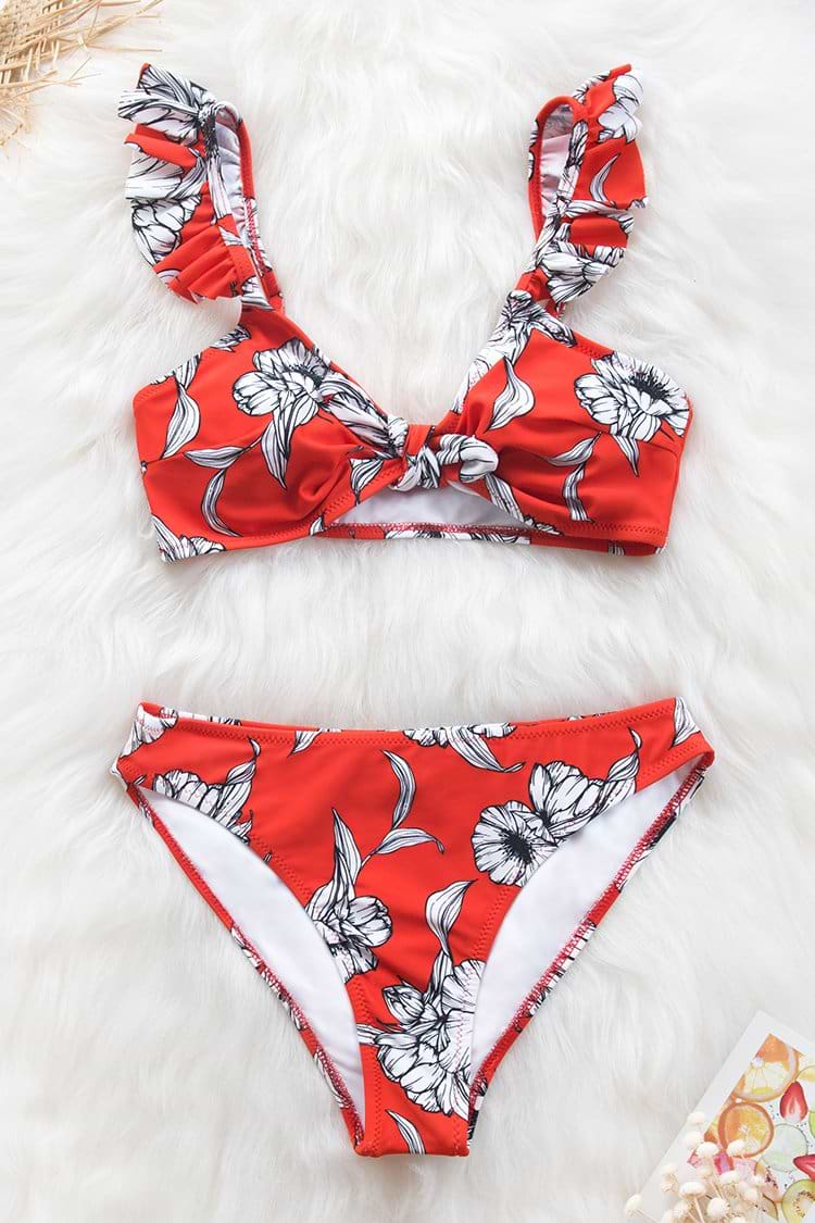 Bikini à volants noué à fleurs rouges