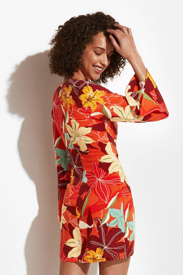 Robe moulante à col en V