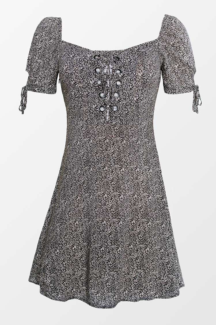 Vestido corto con lazo y cordones con patrón Ditsy Litzy