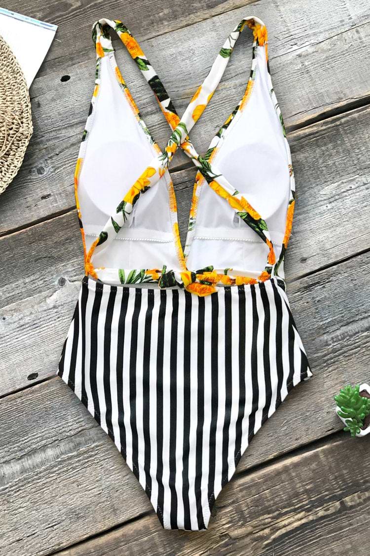 Une-pièce à Floral Jaune et à Rayures Noires