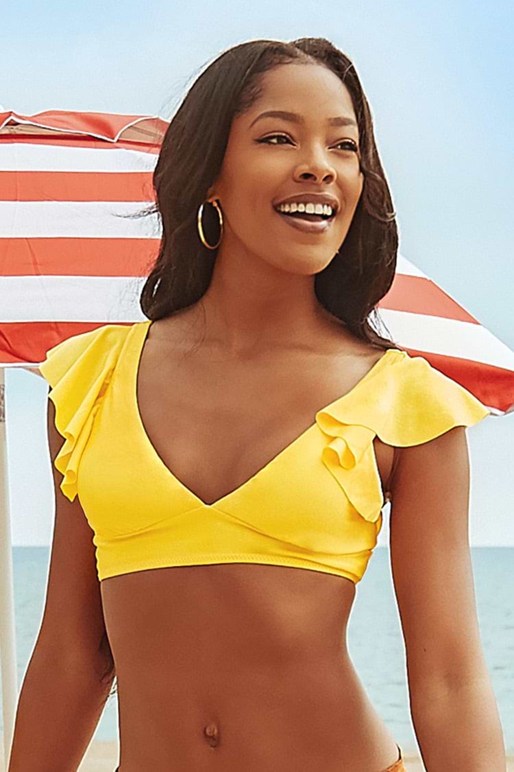 Bikini-Oberteil mit V-Ausschnitt und Rüschen