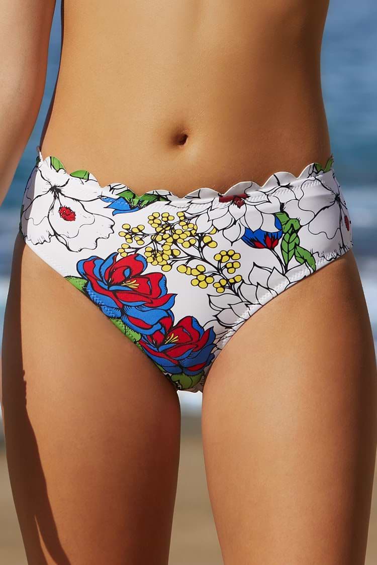 Bikini-Hose mit Tropischem Blumen-Muster und Scallop