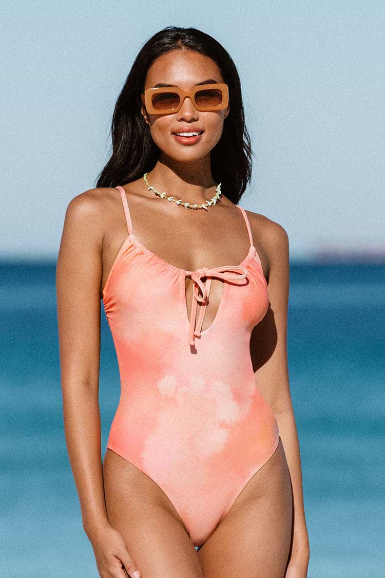 Maillot de bain une pièce froncé et noué