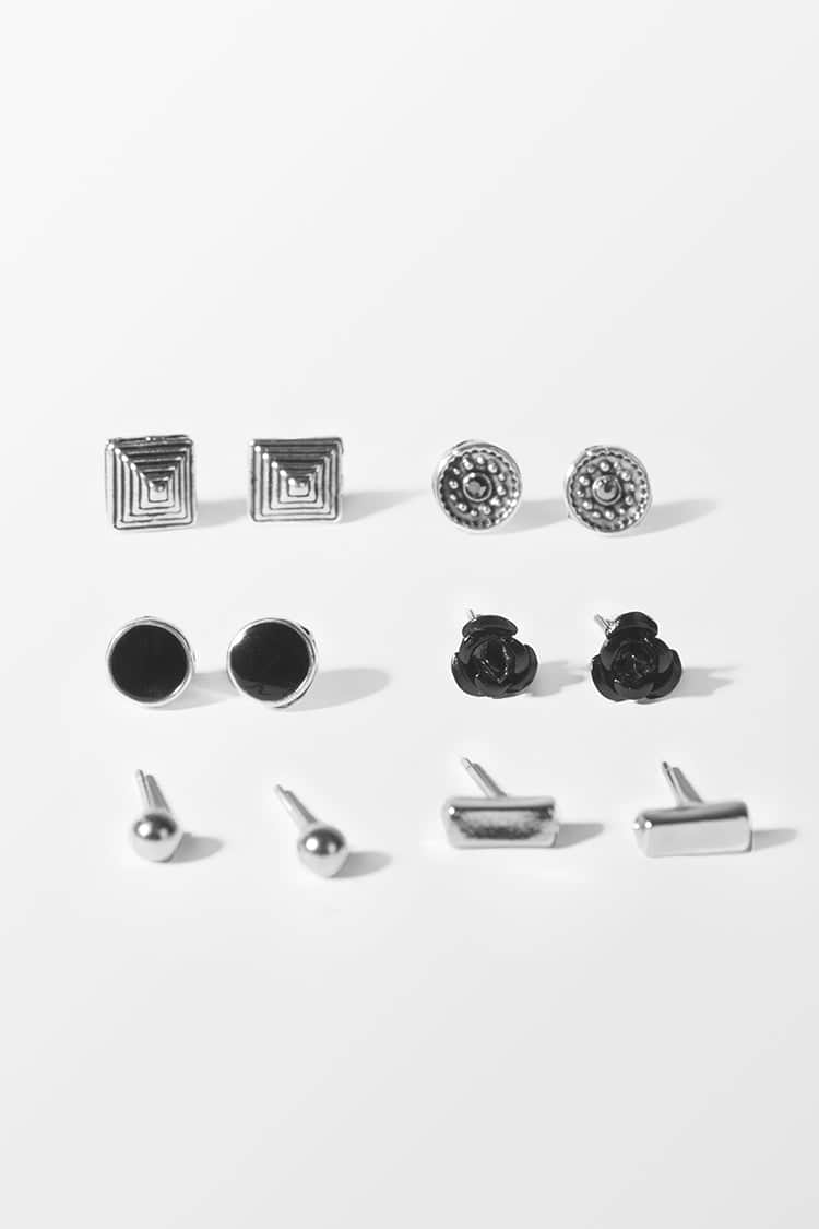 Clous d'oreilles géométriques