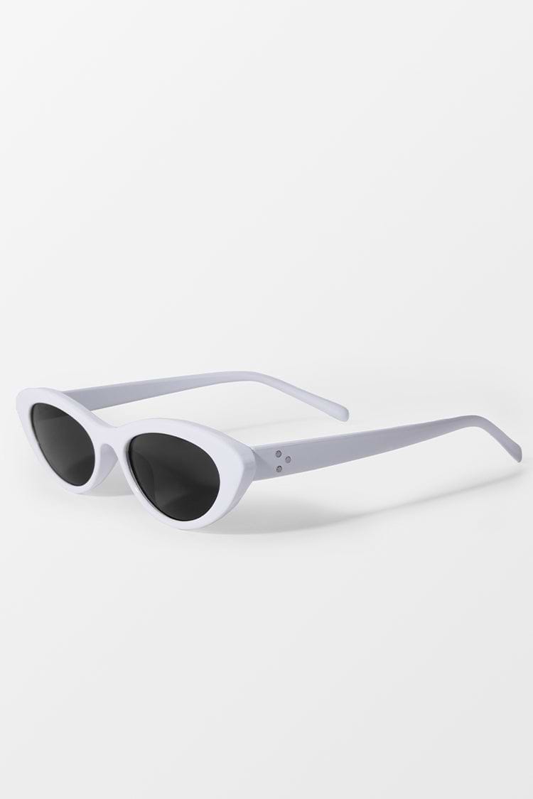 Lunettes de soleil œil-de-chat argentées