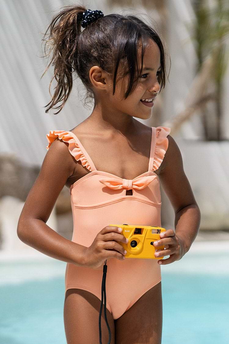 Nature Trip Solid Girls‘ Ruffled Strap One Piece Swimsuit