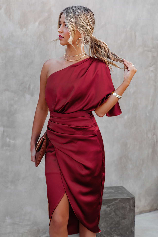 open lace back dress Zapaka Women Burgundy Prom Dress Sheath One Shoulder Strapless Ruched Satin Long Formal Dress, Burgundy / UK32 main image 1