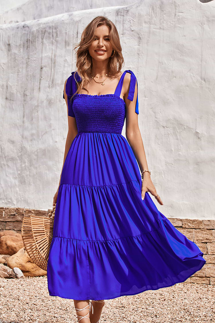Vestido Querim azul con volantes y en forma de A