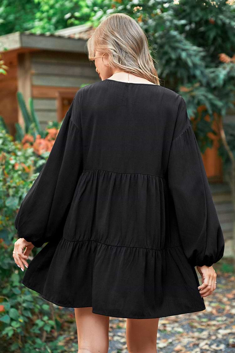 Vestido Cofete negro con escote V y en forma de A