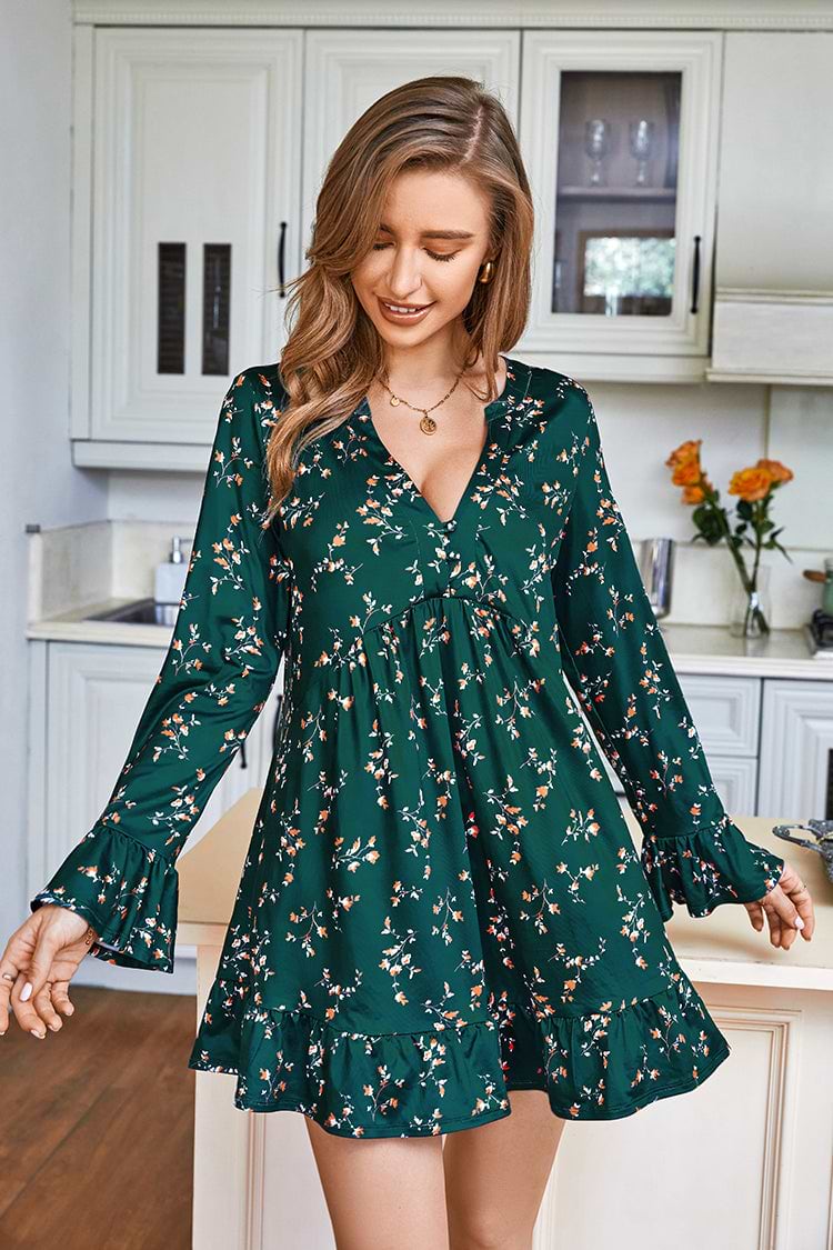 Robe trapèze fleurie à col en V