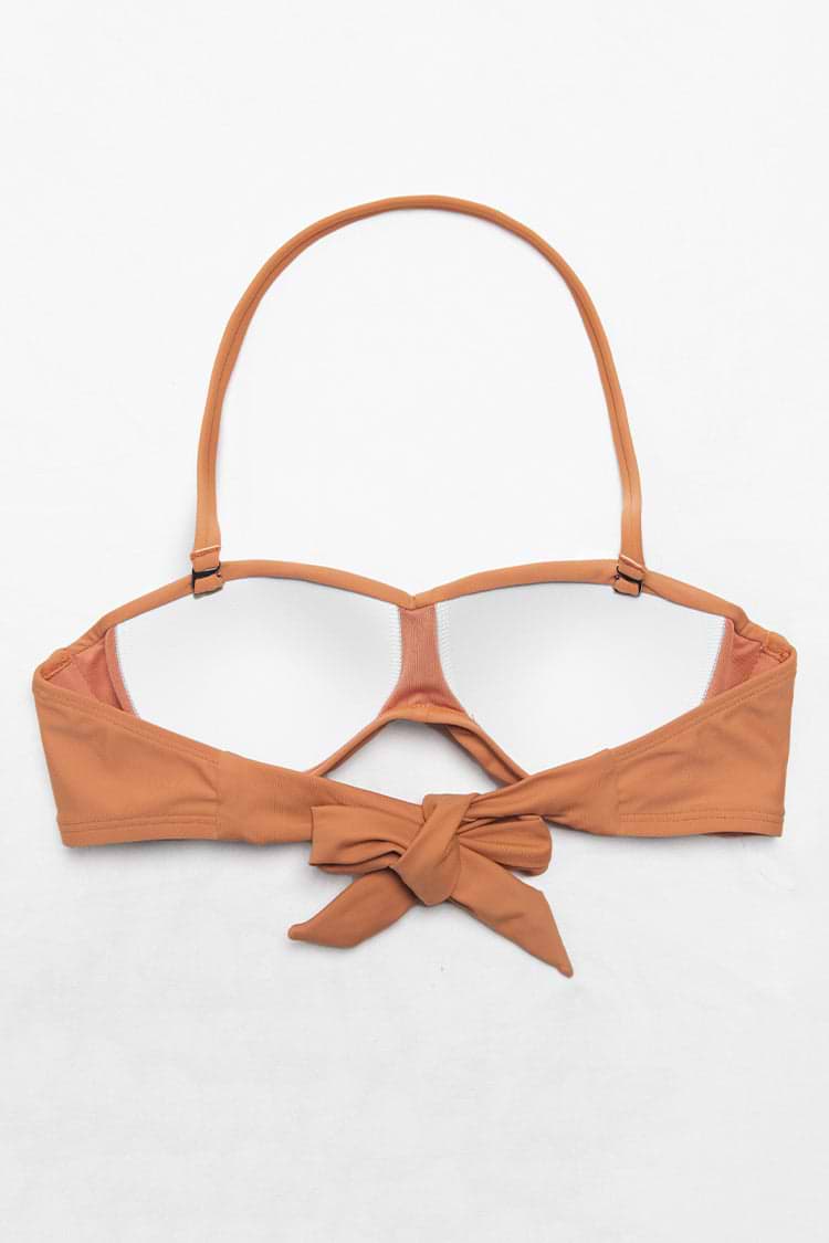 Haut de bikini bandeau torsadé noué dans le dos