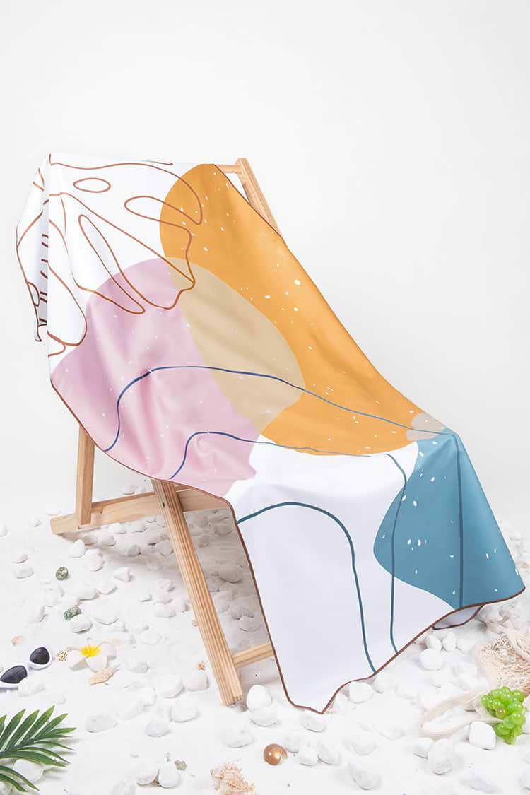 Serviette de plage à imprimé tropical