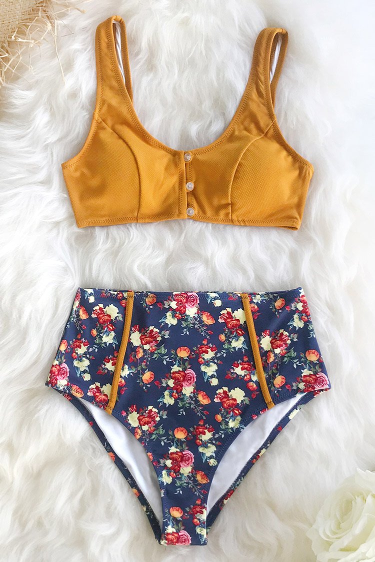 Bikini Floral Cintura Alta con Botones Caramelo